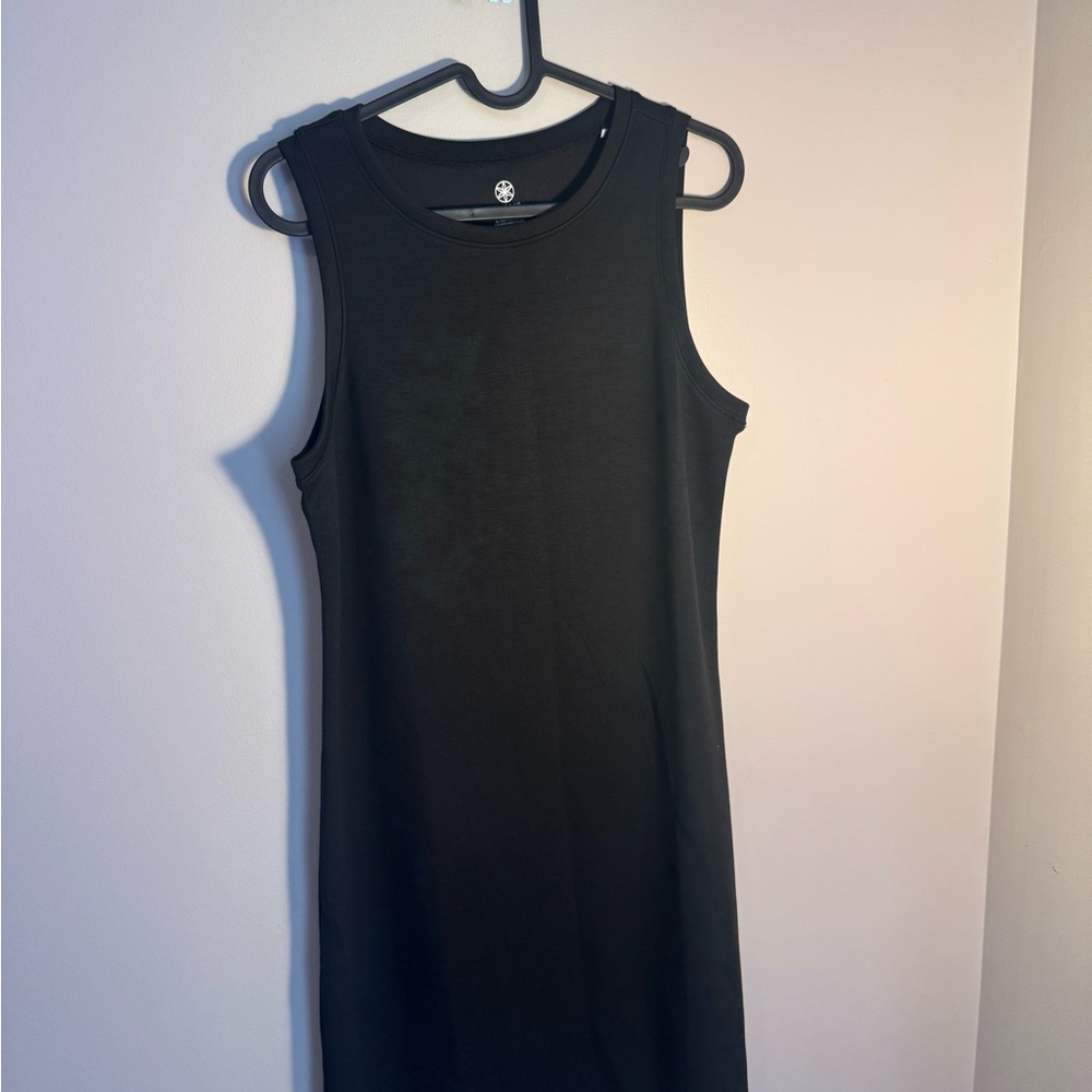 Black Sleeveless Athletic Dress
